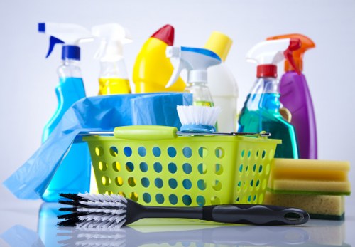 Deep cleaning service for a home in SW17